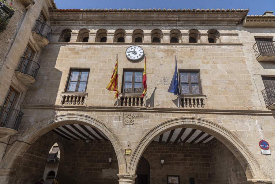 Teruel - Calaceite 03 - Ayuntamiento.jpg